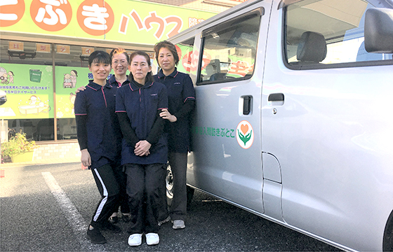 訪問入浴車による入浴介護サービス